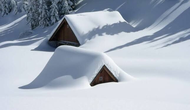 Fresh snowfall on higher reaches, plains lash rains