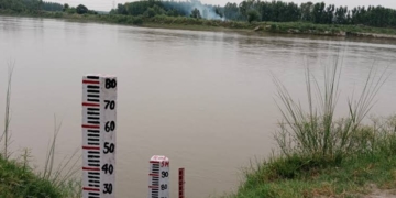 River Levels Update: Pampore at Warning Flood Level, Vishow Nallah Khudwani Returns to Normal