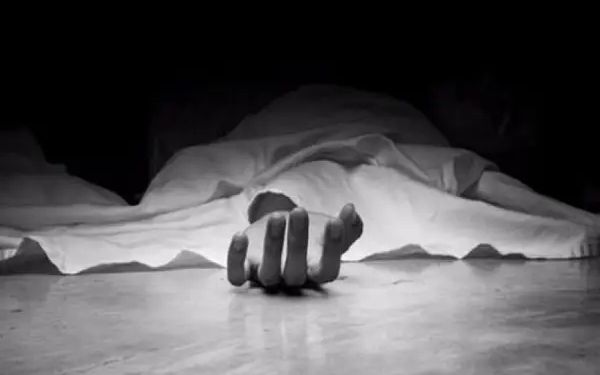Throat-slit body recovered at Awura Kupwara