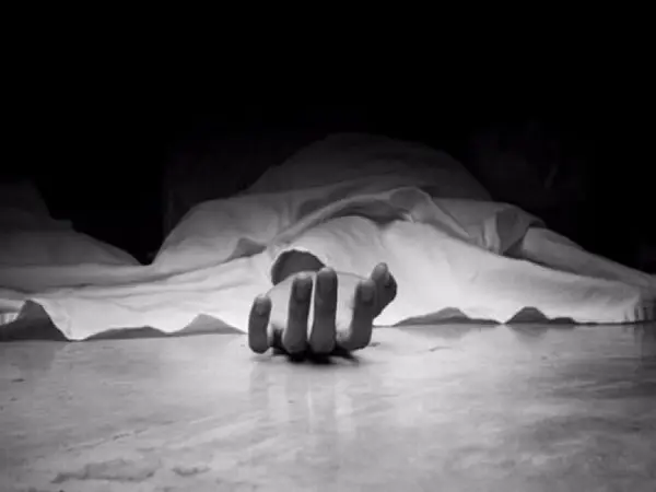 Throat-slit body recovered at Awura Kupwara
