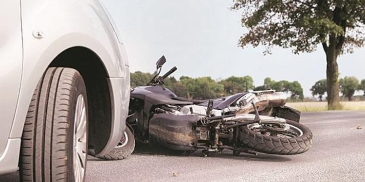 Woman Killed in Srinagar Road Mishap