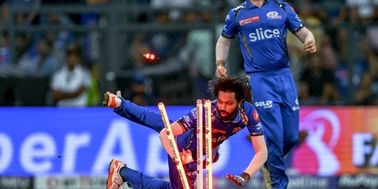 Hardik Pandya Has “Lot Of Questions” With MI All But Out Of IPL, Puts Blame On…