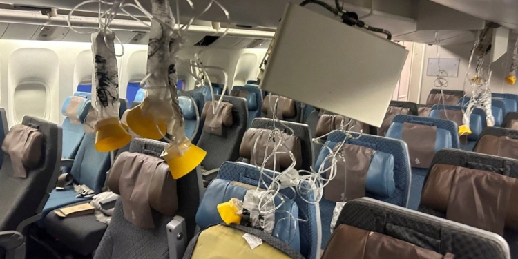 Singapore Airlines Boss Killed, 70 Injured On …