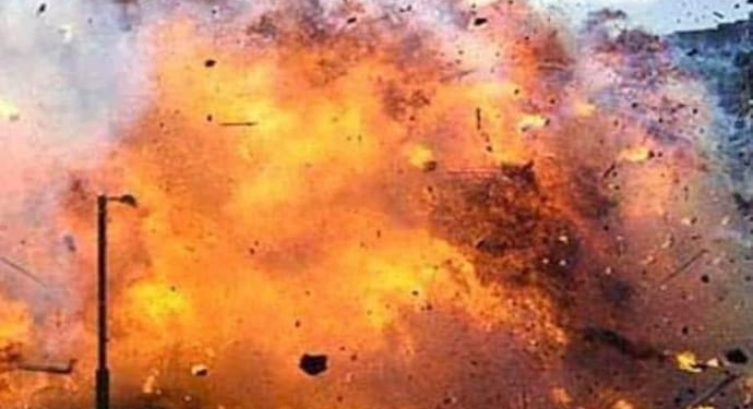 Married Woman’s Lover Sends Parcel Bomb To Her House husband daughter killed