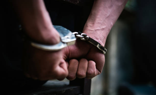 ACB arrests KPDCL cashier for demanding Rs 9,000 bribe in Sopore