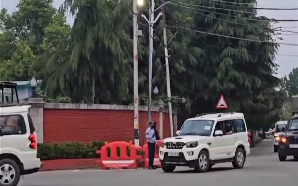 HM Amit Shah Arrives in Srinagar, likely to Chair security review meeting