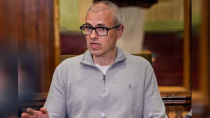 Omar Abdullah Congratulates Engineer Rashid on North Kashmir Victory