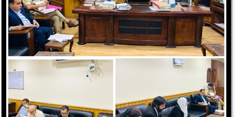 District Legal Services Authority (DLSA) Srinagar, under the aegis of J&K Legal Services Authority,successfully convened the inaugural 2nd quarterly meeting of the Under Trial Review Committee (UTRC) in the office chamber of the Principal District & Session Judge (Chairman DLSA) Srinagar.
