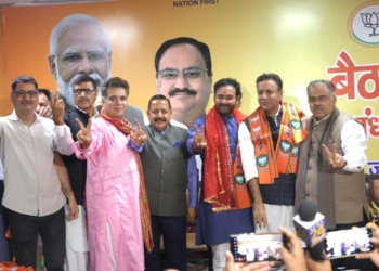 Former Minister Choudhary Zulfikar joins BJP in Jammu