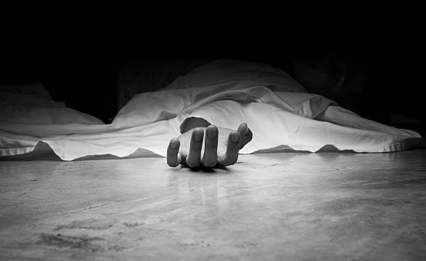 Father dies, son injured as oil tanker rams into scooty in pampore