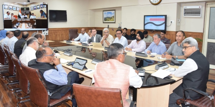 Chief Secretary reviews implementation of JKCIP in Srinagar