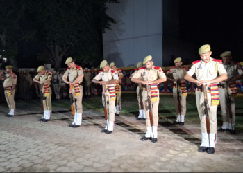 Outgoing J&K Police Chief Pays Tribute to Slain Cops