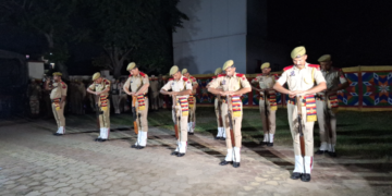 Outgoing J&K Police Chief Pays Tribute to Slain Cops