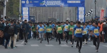 Kashmir Marathon Achieved Thanks to Peaceful Atmosphere: LG Manoj Sinha