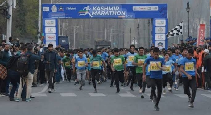 Kashmir Marathon Achieved Thanks to Peaceful Atmosphere: LG Manoj Sinha