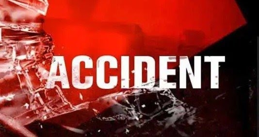 Youth died on spot, two others injured in Srinagar road accident