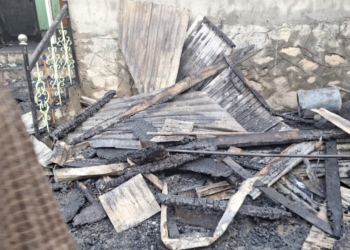 Two Houses Fully Damaged in Overnight Fire in Wagnoo, Bandipora