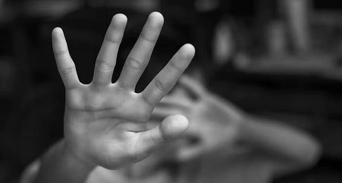 gynaecologist accused of raping, sexually abusing 87 women during medical examinations