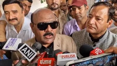 Dy CM surprise-checks PWD Jammu office, finds 70% staff absent