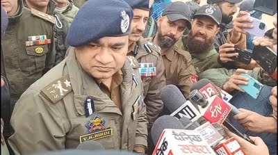 Those pushing drugs in society will face full force of law: IGP Kashmir