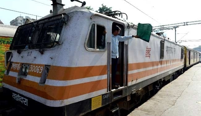 New Train Ticket Booking Rule Comes Into Effect, Reservation Period Cut By 60 Days