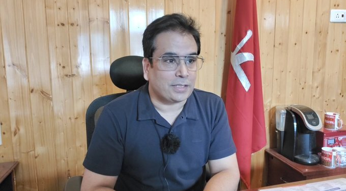 Today’s list of Holidays and decision reflects BJP’s disregard for Kashmir’s history & democratic struggle: Tanvir Sadiq