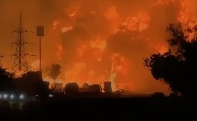 5 Dead, 35 Hurt In Fire As 2 Trucks Collide Outside Petrol Pump at …..