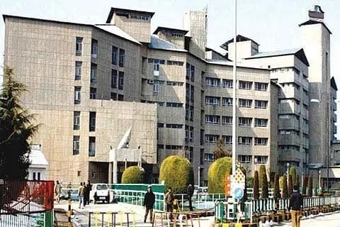 Negligence Exposes Critical Patient Care Failure at SKIMS Soura