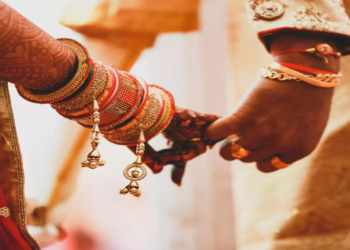 J&K Woman Leaves Husband, Marries UP Man She Met on Facebook