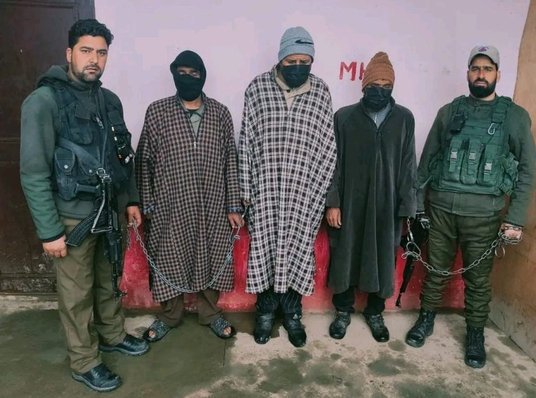 Police busts sheep theft gang in Shopian, recovers stolen livestock