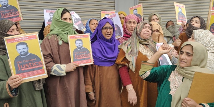 Family of Deceased Nowgam Youth Stages Protest, Seeks Justice for Mysterious Death