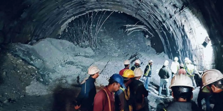 labourer among 8 trapped inside tunnel that collapsed in….