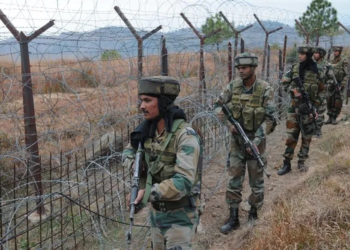 Pakistan Army violates ceasefire for sixth consecutive day; Indian Army responds appropriately