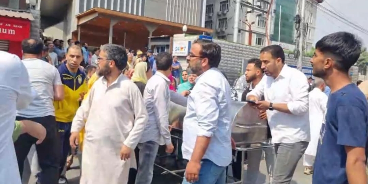 Authorities Cancel Medical Camp Permission for Paras Hospital After Youth’s Death Sparks Outrage
