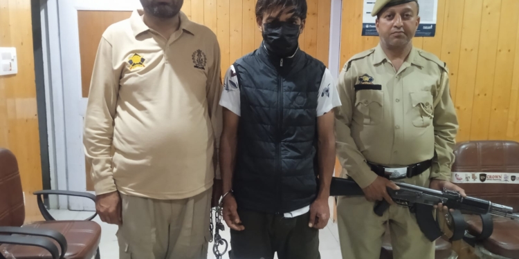 Kupwara Police Arrests Drug Peddler; Narcotics Seized