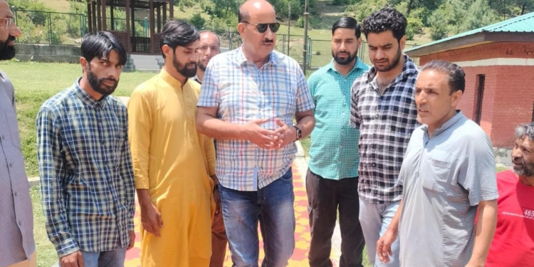 CEO Kokernag Development Authority Conducts Surprise Visit to Achabal, Reviews Infrastructure and Cleanliness Initiatives