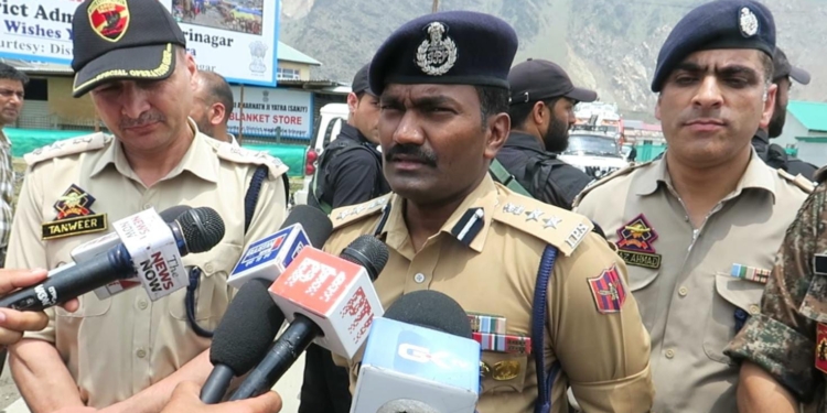 Police Simulate Response to Emergencies in 8 Zones: Public Cooperation Key for Successful Yatra, Says SSP Srinagar