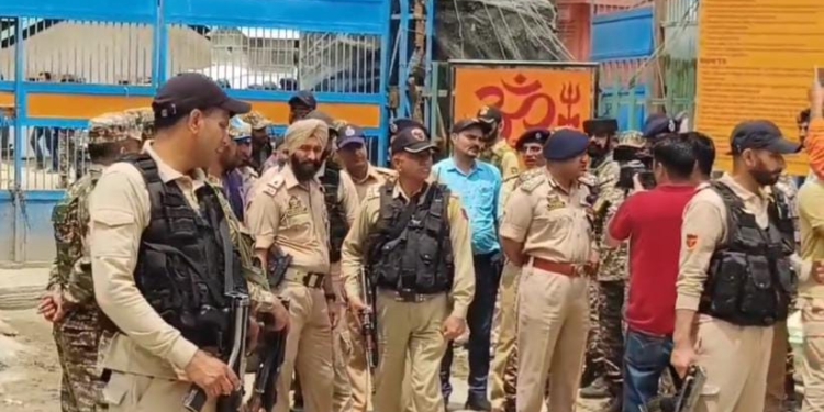 Multilayered Security in Place for Smooth Pilgrimage: IGP VK Birdi, Visits Pahalgam, Reviews Security Arrangements