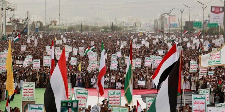 Israel launches airstrikes targeting Yemen’s Houthi rebels; Houthis hit back with missiles
