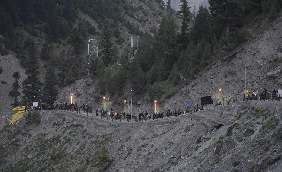 Amarnath Yatra | Over 12,000 Pilgrims Have Darshan Of Naturally Formed Ice ‘Shivling’