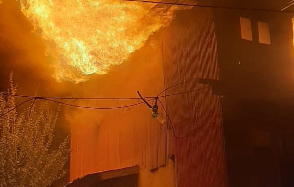 Midnight Blaze Guts Three Houses, Two Shops in North Kashmir’s Baramulla
