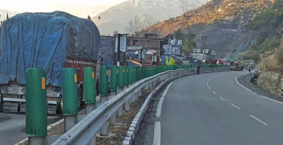 Jammu-Srinagar highway closed for traffic due to heavy rains