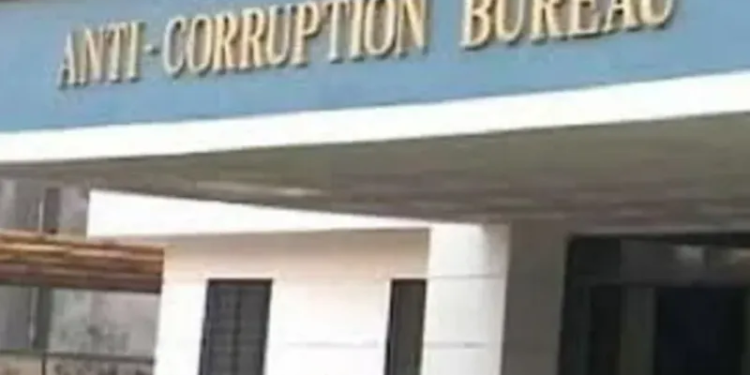 Rs 35 lakh cash recovered as ACB traps Patwari in J&K’s Samba