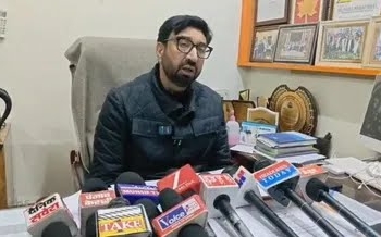 GMC Handwara refutes negligence claims after viral trolley video, CT Scan machine fault cited