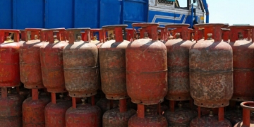 Gas Cylinders Found Underweight During Inspection Drive in Srinagar