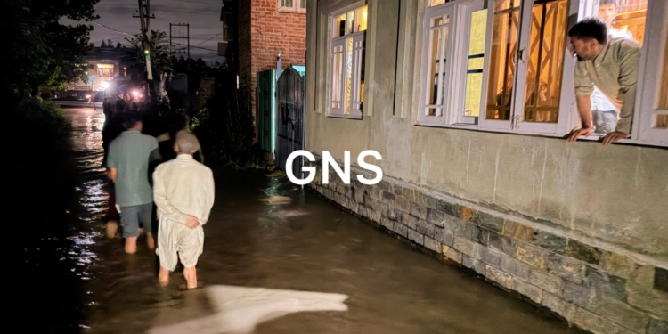Flash Floods Wreak Havoc in Budgam’s Mazhama, Residents Seek Urgent Relief