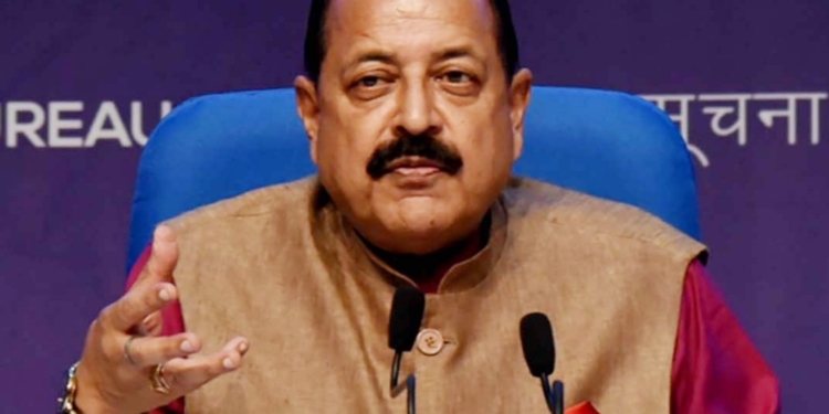 Dr Jitendra Singh Congratulates J&K Cricketer Auqib Nabi on India Test Call-Up